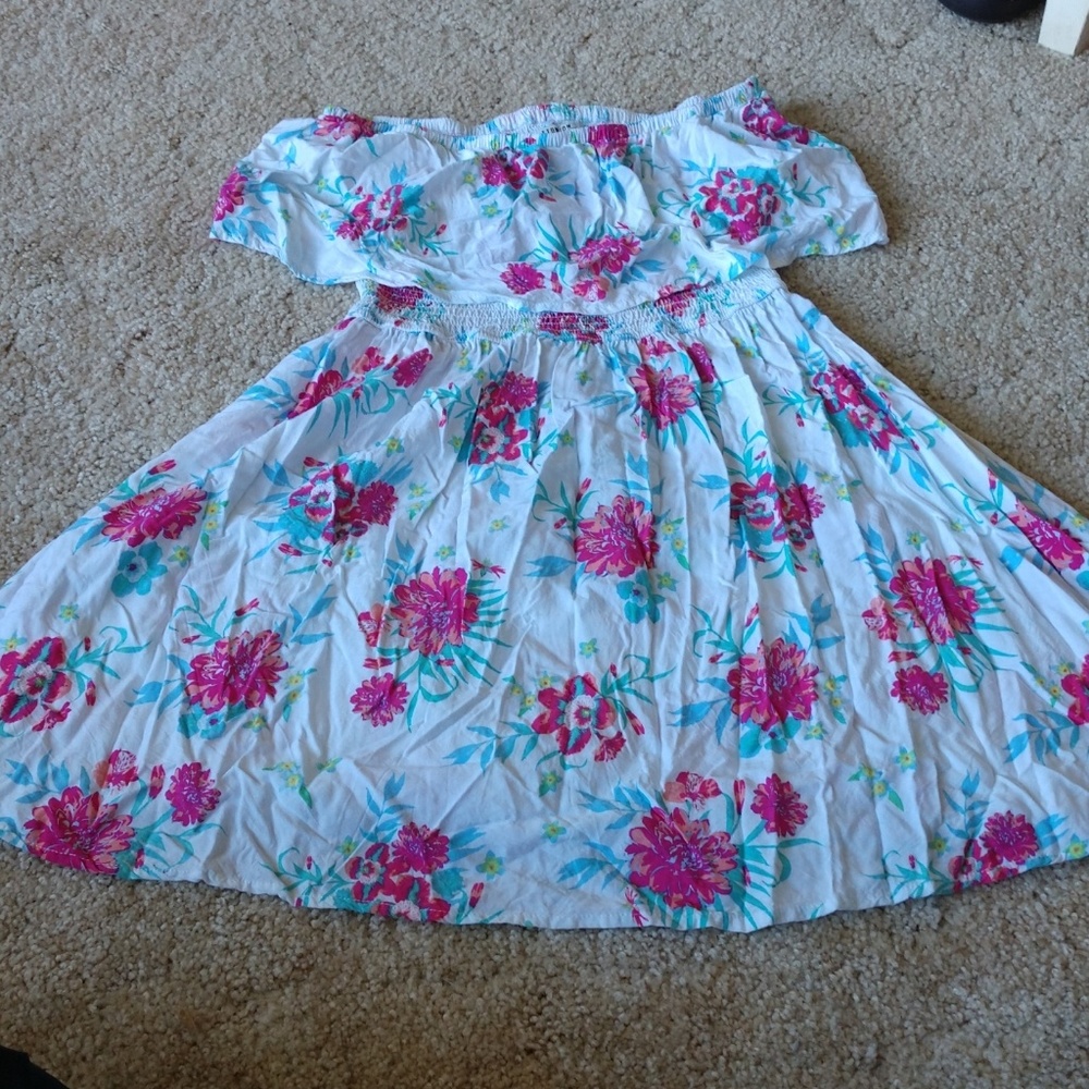 Large Strapless Floral Dress